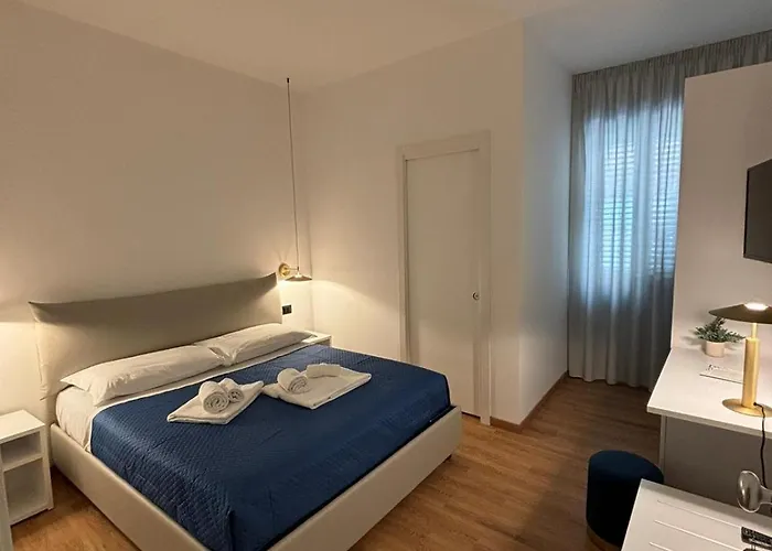 לינה וארוחת בוקר Borgomara 4*