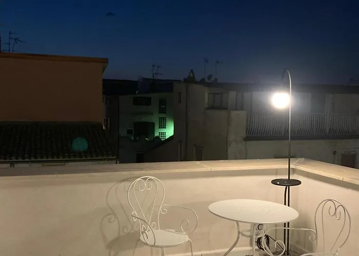 לינה וארוחת בוקר Borgomara