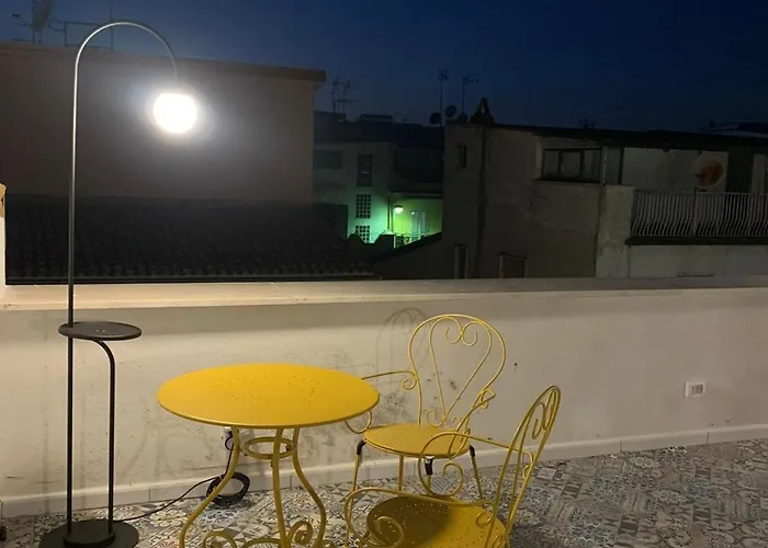 לינה וארוחת בוקר Borgomara 4*